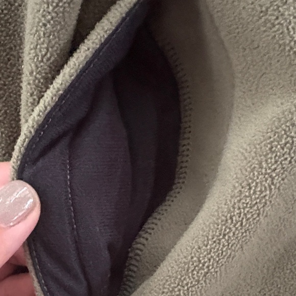 Under Armour Kids reversible Green Puffer Jacket - Picture 6 of 9